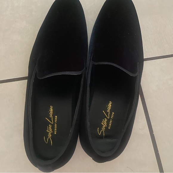 Medium shiny blue and black suit red and black suit - Picture 3 of 9